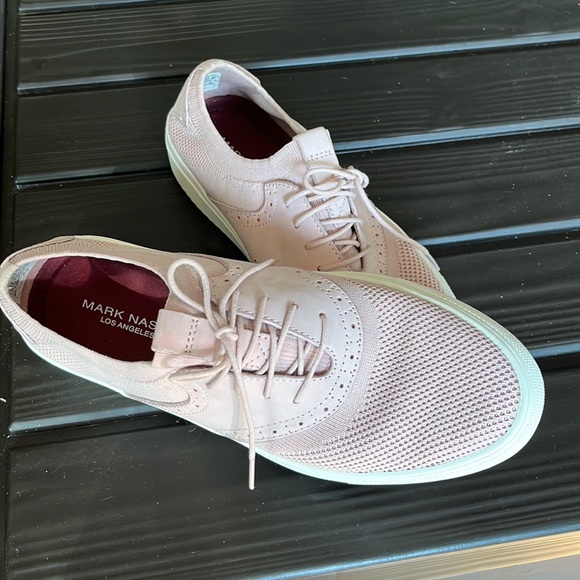 Mark Nason, sock-type wingtip sneakers… funky & FABO. WORN ONLY ONCE! Chic💕! - Picture 5 of 6